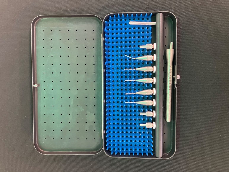Alcon UltraFlow I/A Handpiece with tips and case - #3