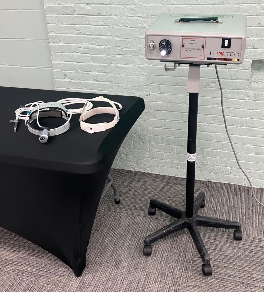 Luxtec Model 9300 Xenon Series 9000 Light Source w Integra & Gemini