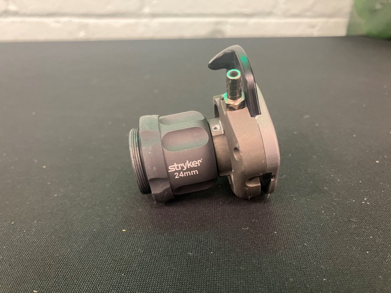 Stryker 24mm 988-210-122 Coupler for Camera Head