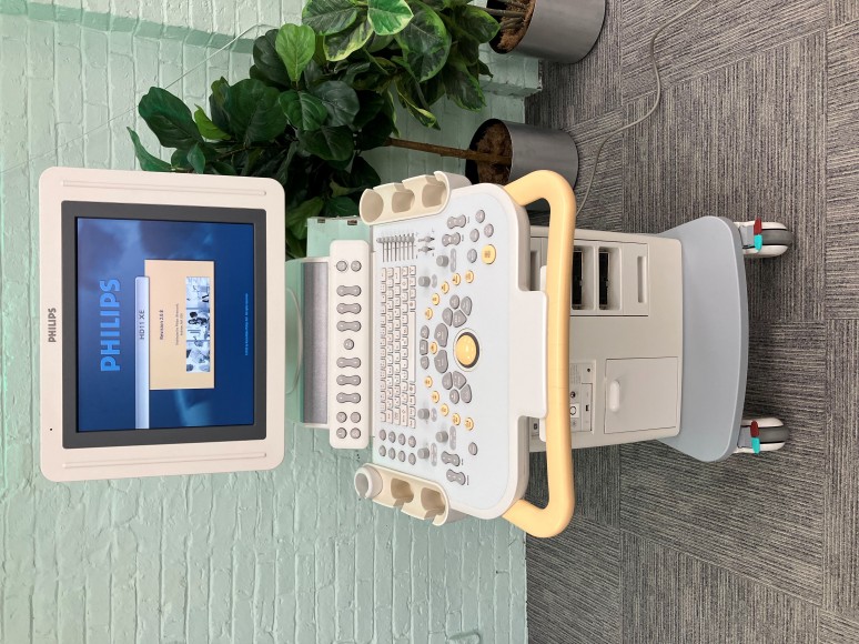 Philips HD11 XE Ultrasound System