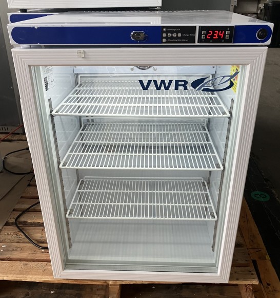 VWR SCUCFS-0504G Undercounter Laboratory Refrigerator