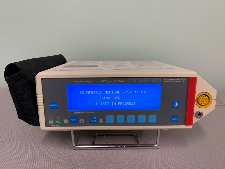 Novametrix Capnogard ETCO2 Respiration Monitor
