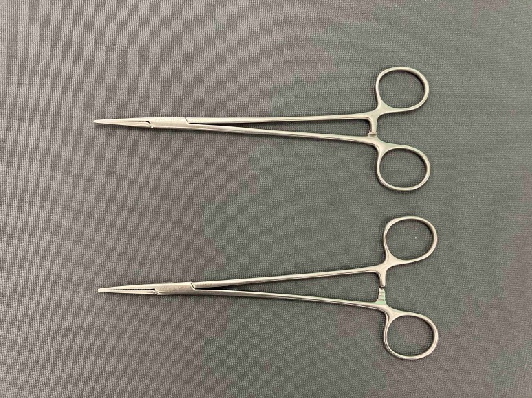 Karl Storz 754618 Mosquito Forceps 18cm - lot of 2 tools