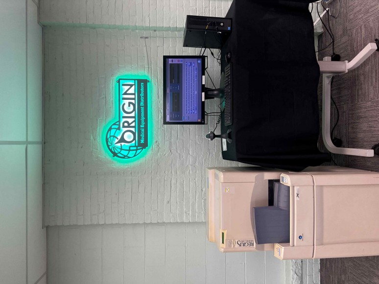 Konica Minolta Regius 190 Digitizer w/ CS-7 Workstation