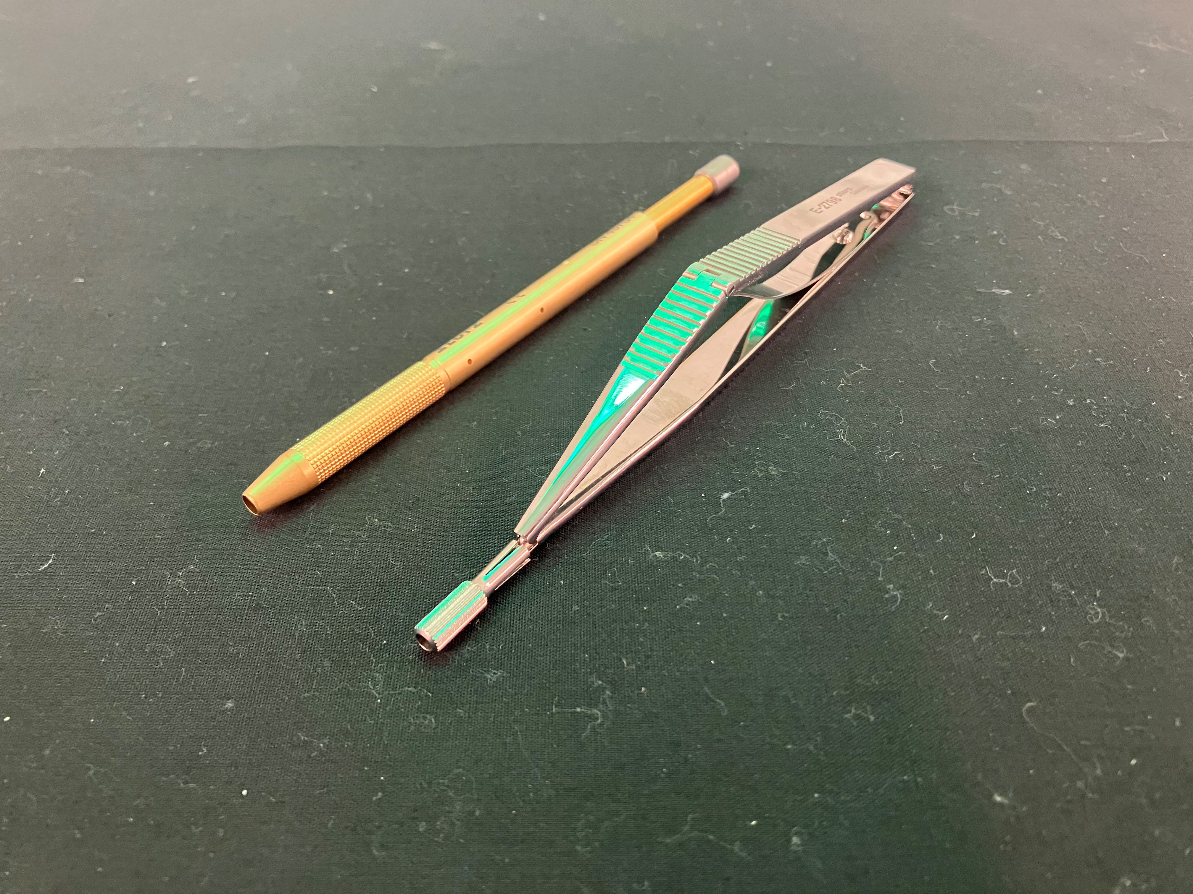 Storz E 0100E Diamond Knife & Storz E-2798 Membrane Punch - Set 2