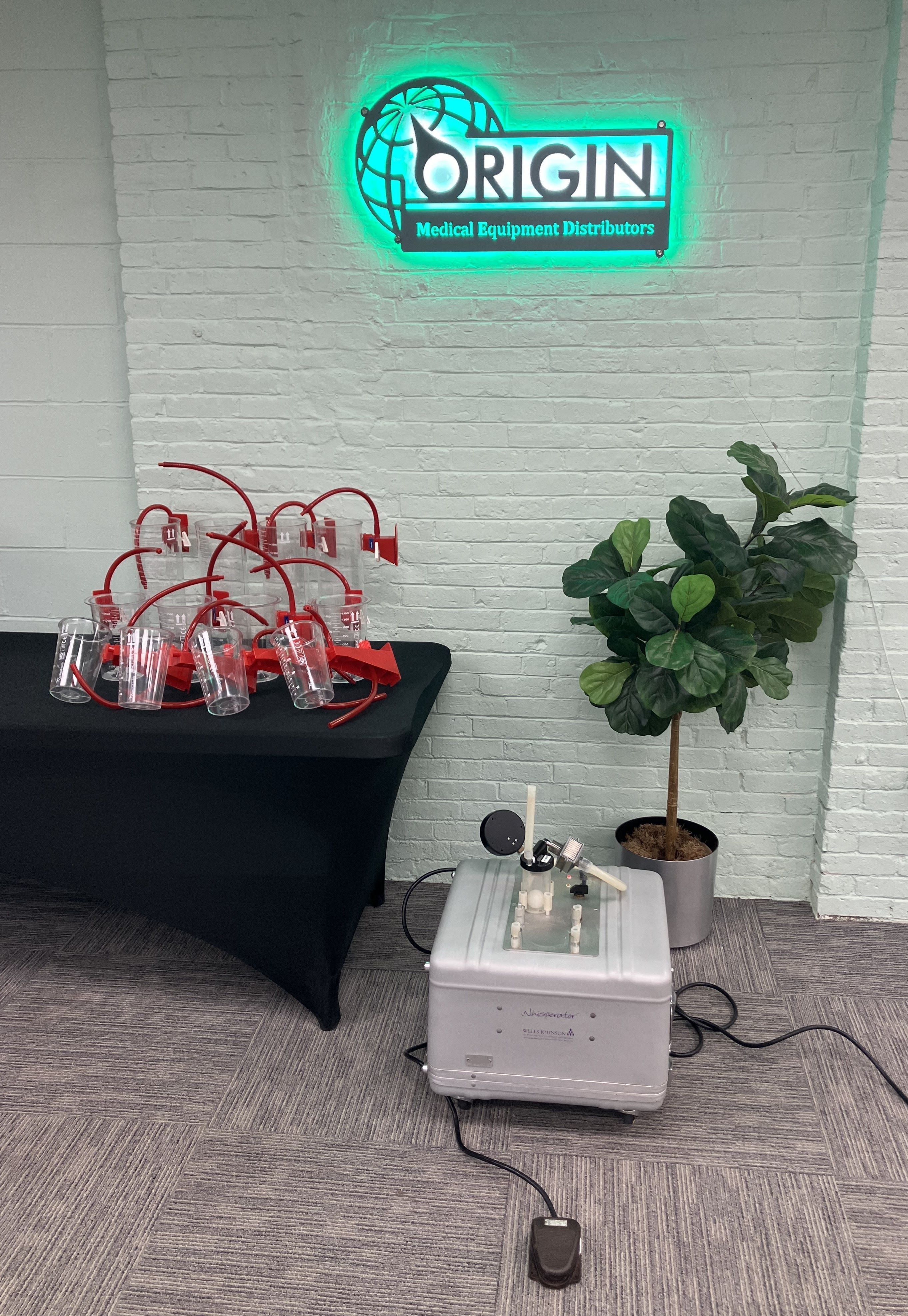 Wells Johnson Whisperator Aspirator w/ Suction Canisters