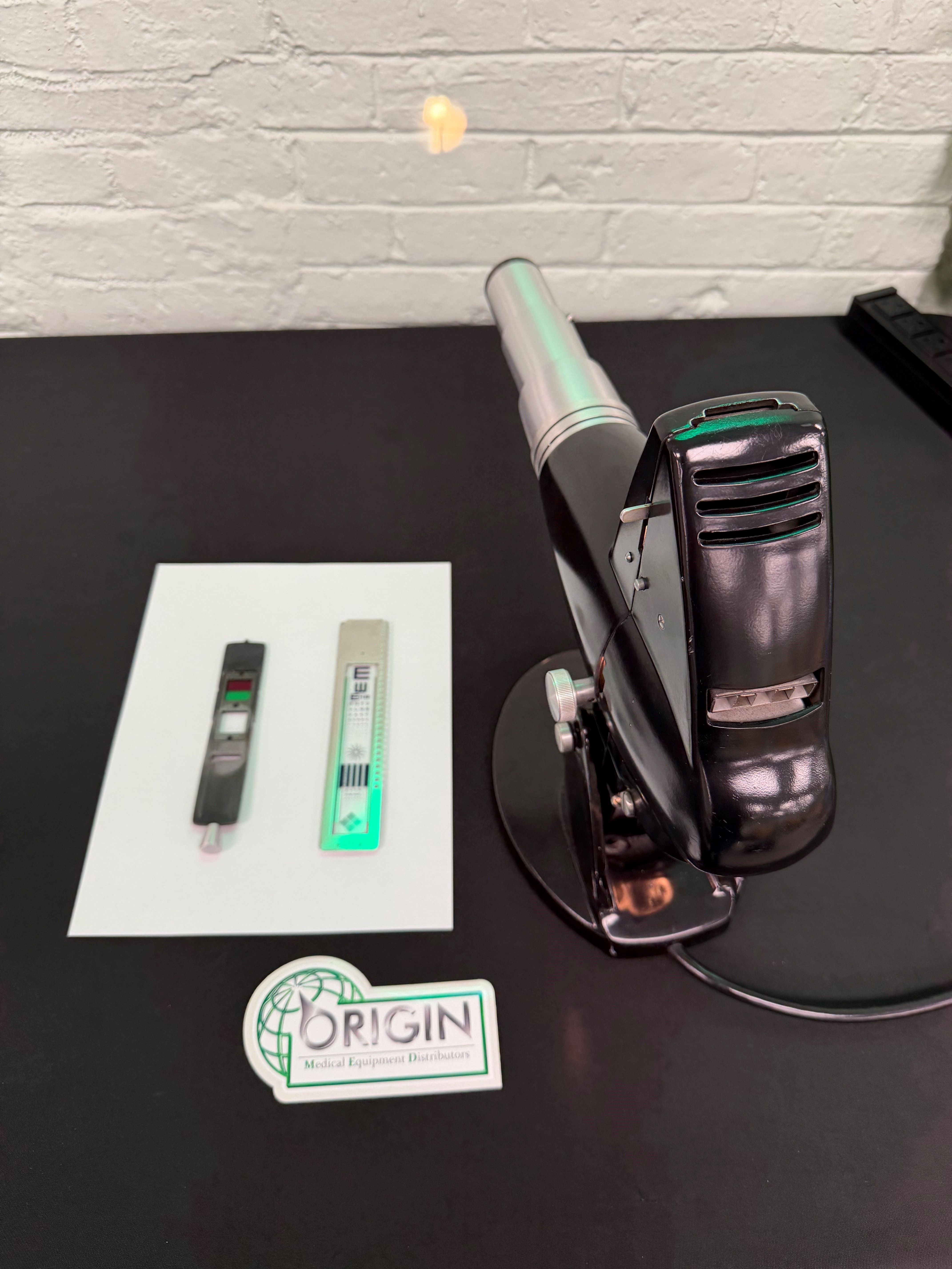 AO Scientific Instruments 11082 Project-O-Chart (#1)