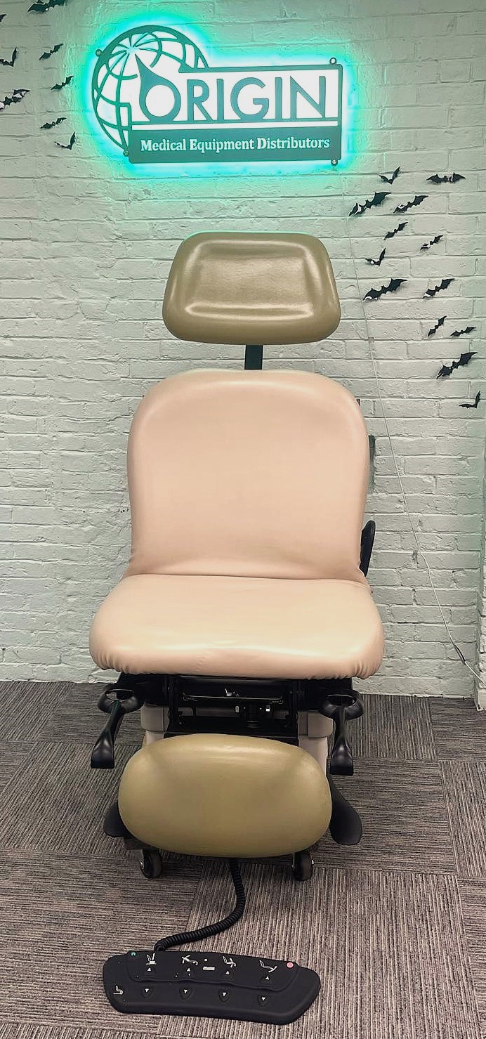 Midmark 630-003 Power Procedure Chair