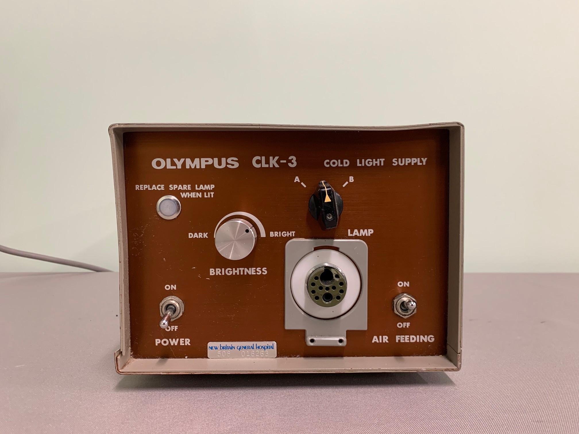 QTY: 2 - OLYMPUS CLK-3 Light Source