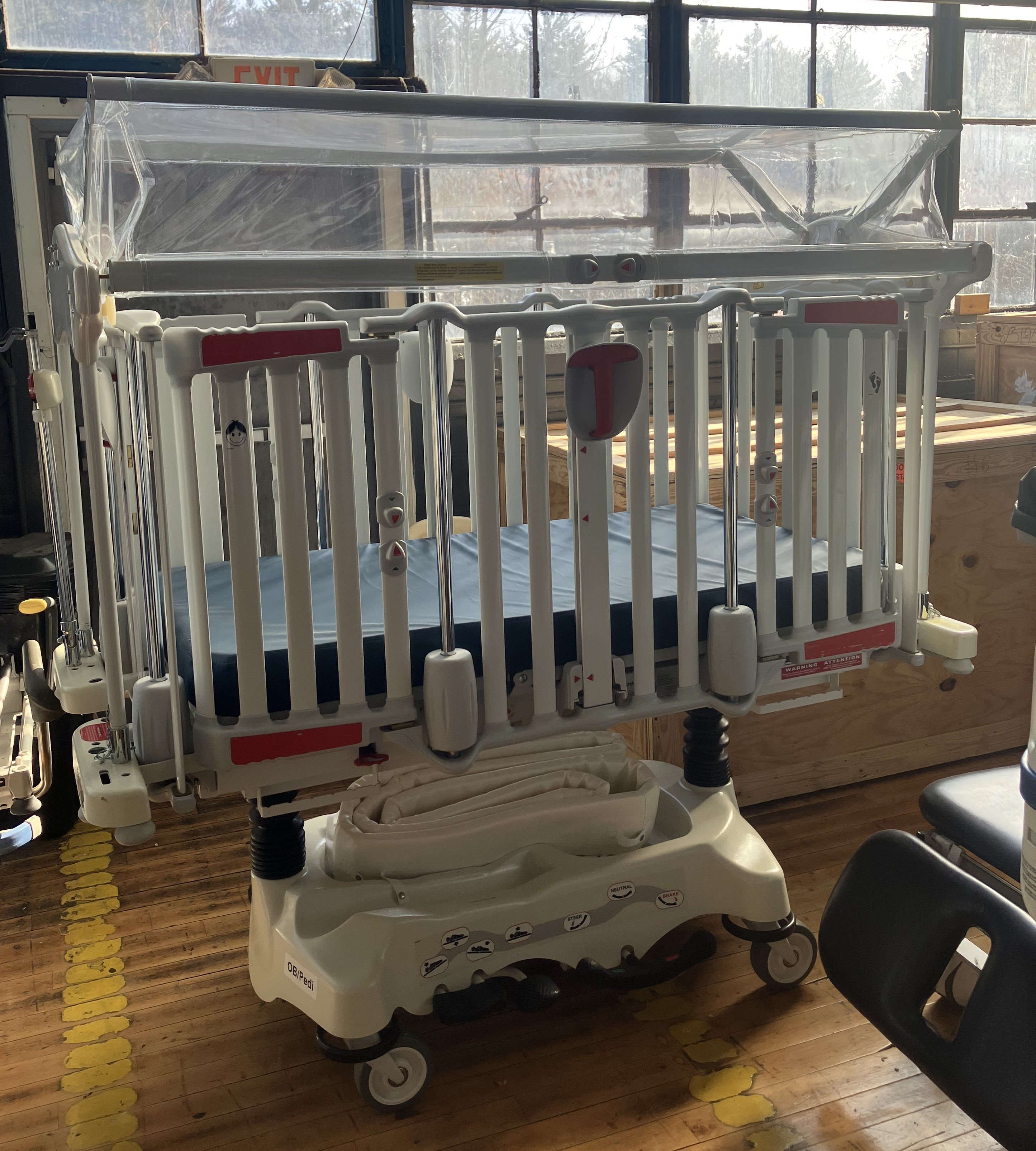 Stryker FL19H Cub Crib