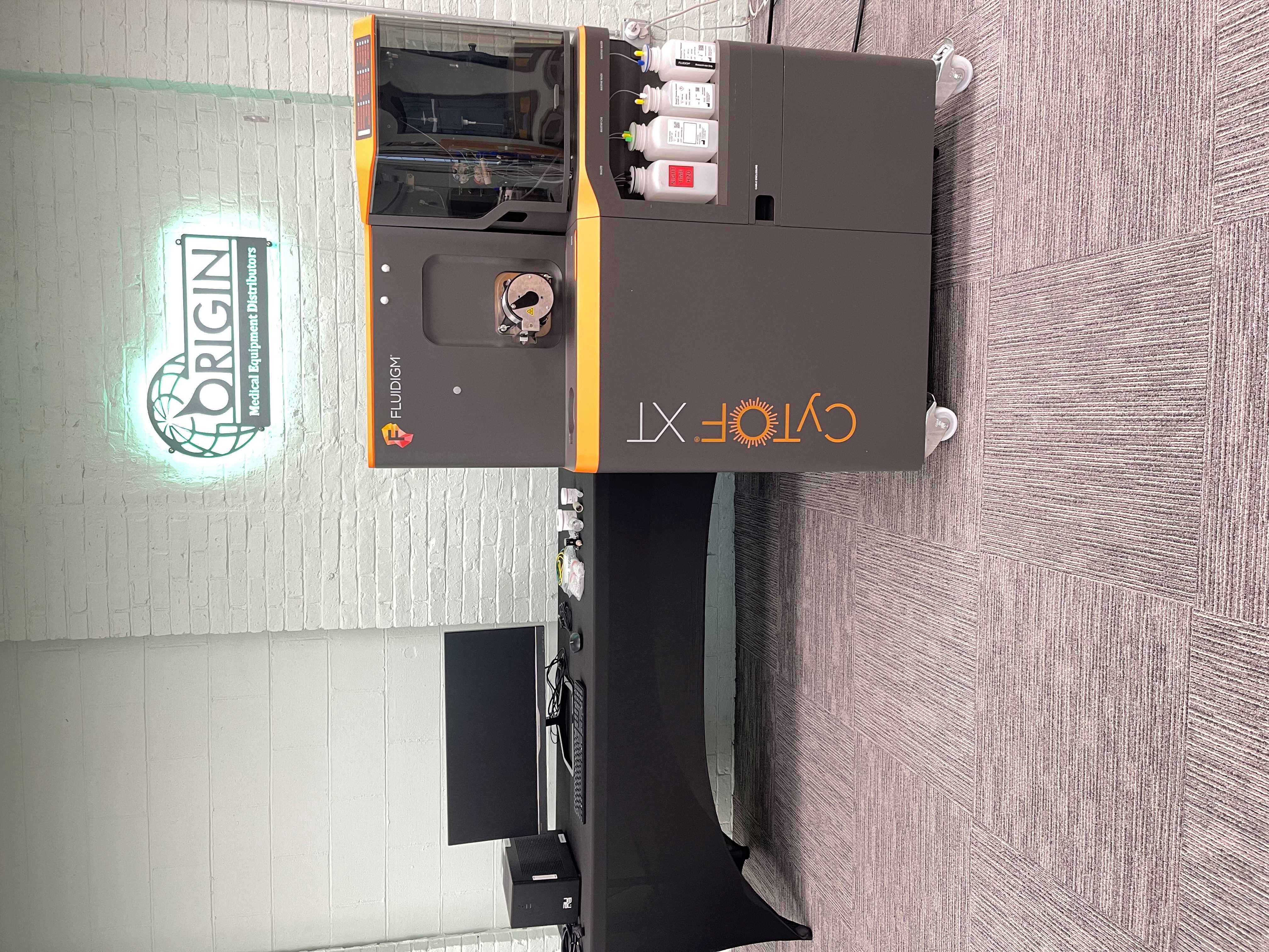 Fluidigm CyTOF® XT Mass Cytometer System