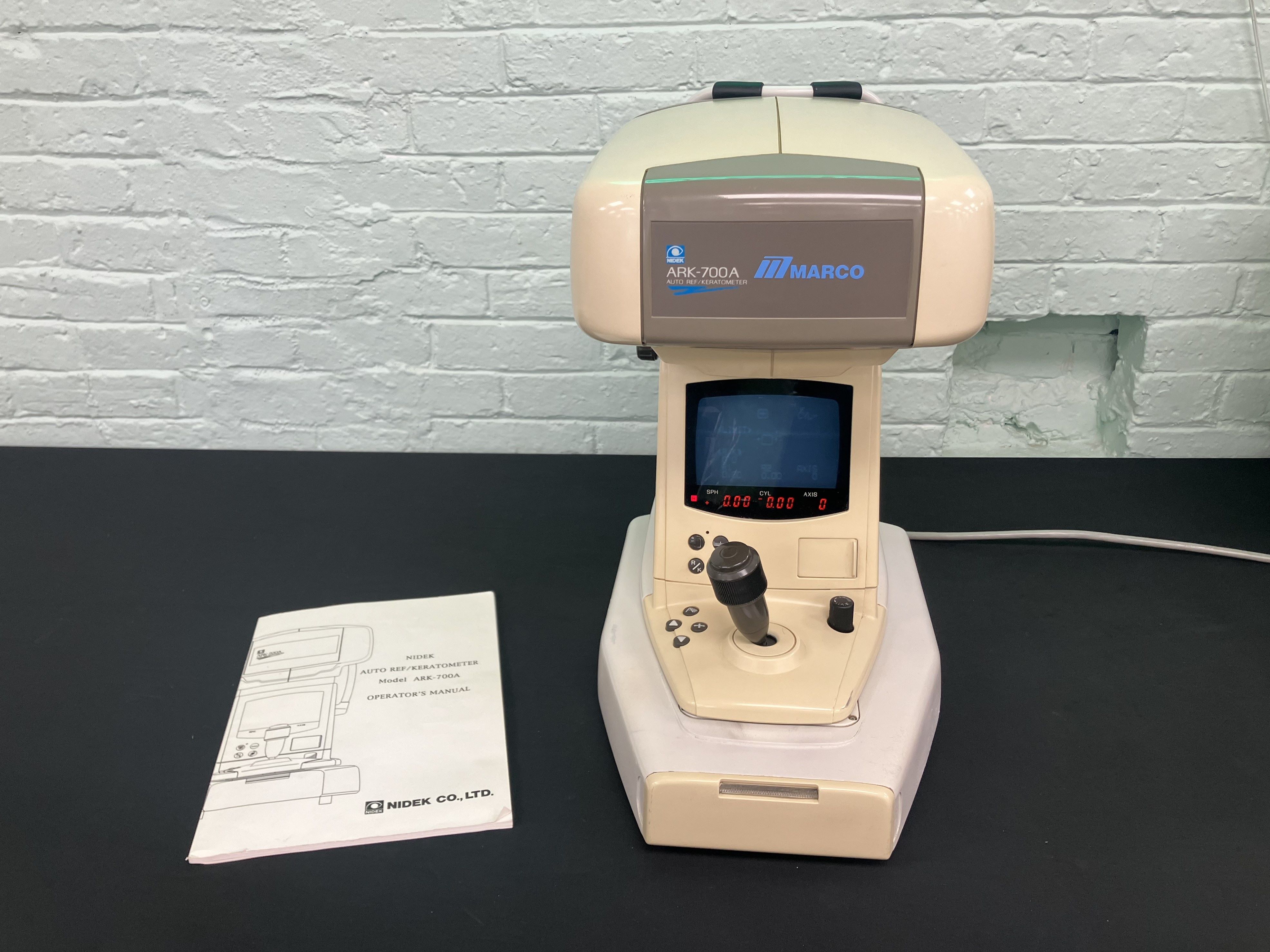 Nidek Marco ARK-700A Auto Refractor / Keratometer