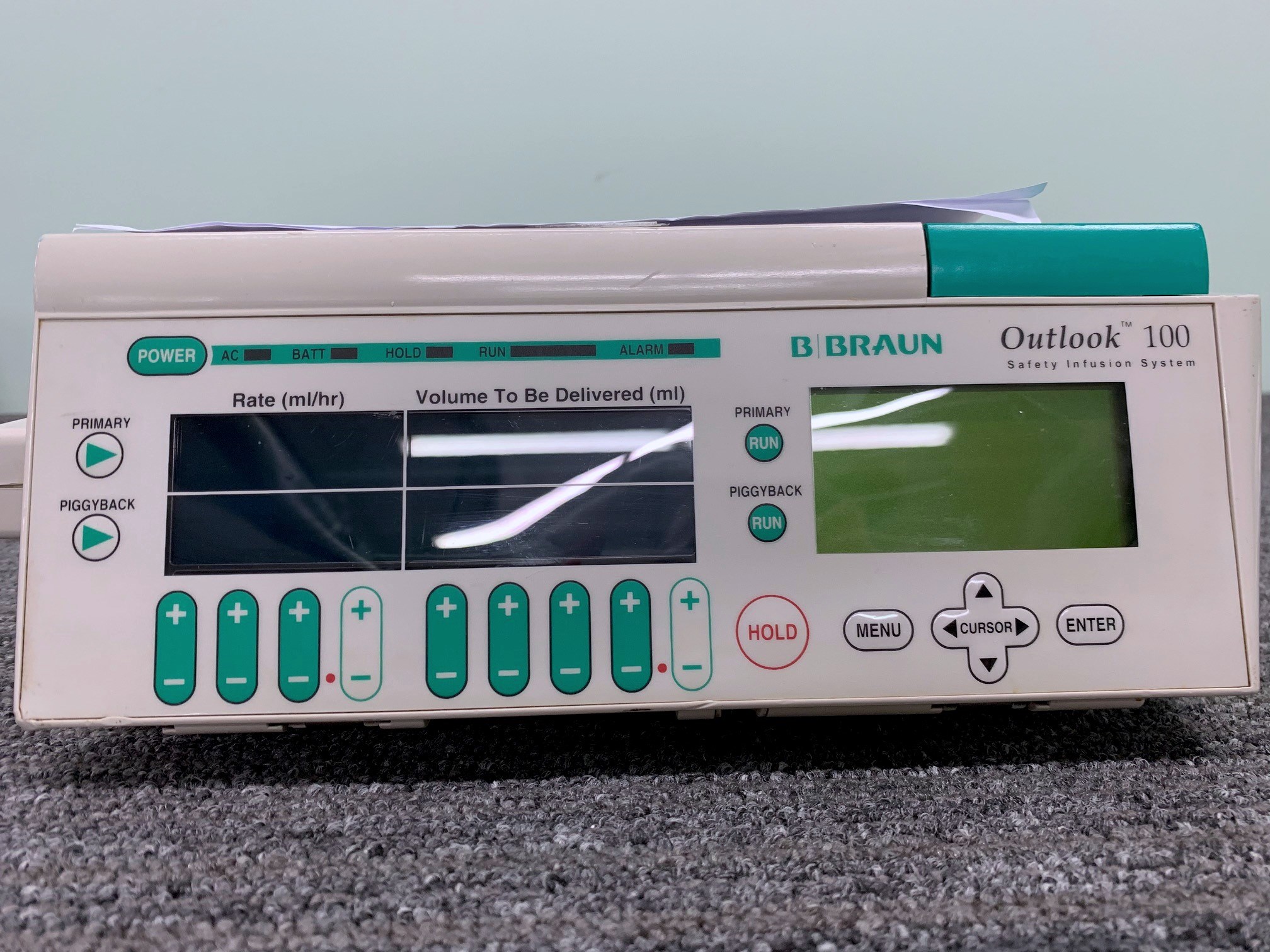 B. Braun Outlook 100 Safety Infusion System