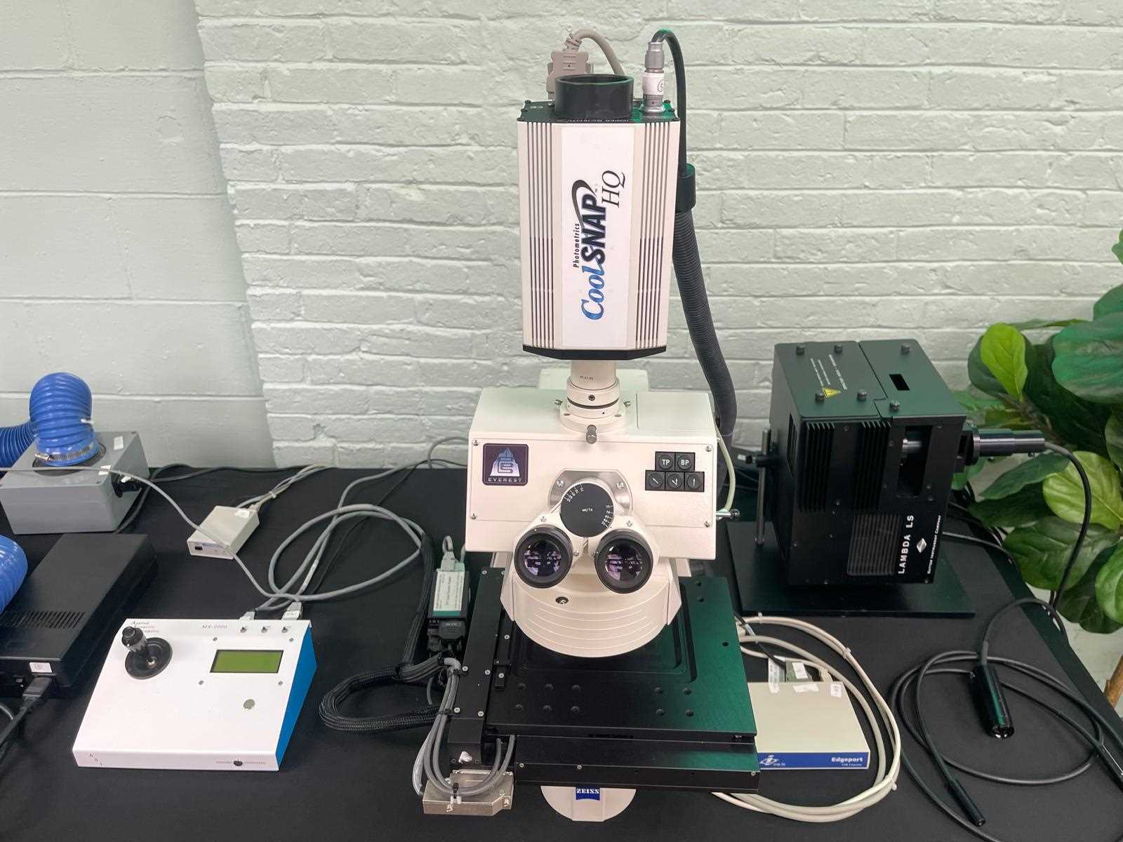 Carl Zeiss Everest Axioplan 2 Imaging Fluorescence Microscope